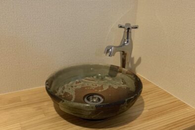 島根県安来市　男女に分かれていた狭いトイレをリフォーム　2018.10